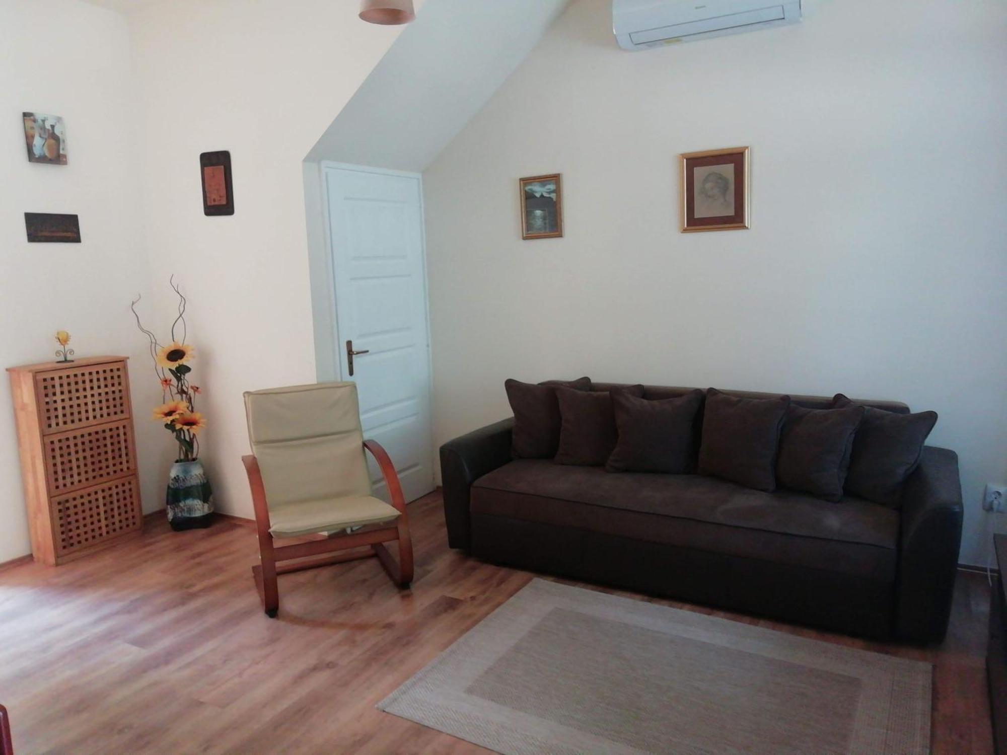 Cehmesterek Apartman Еґер Екстер'єр фото